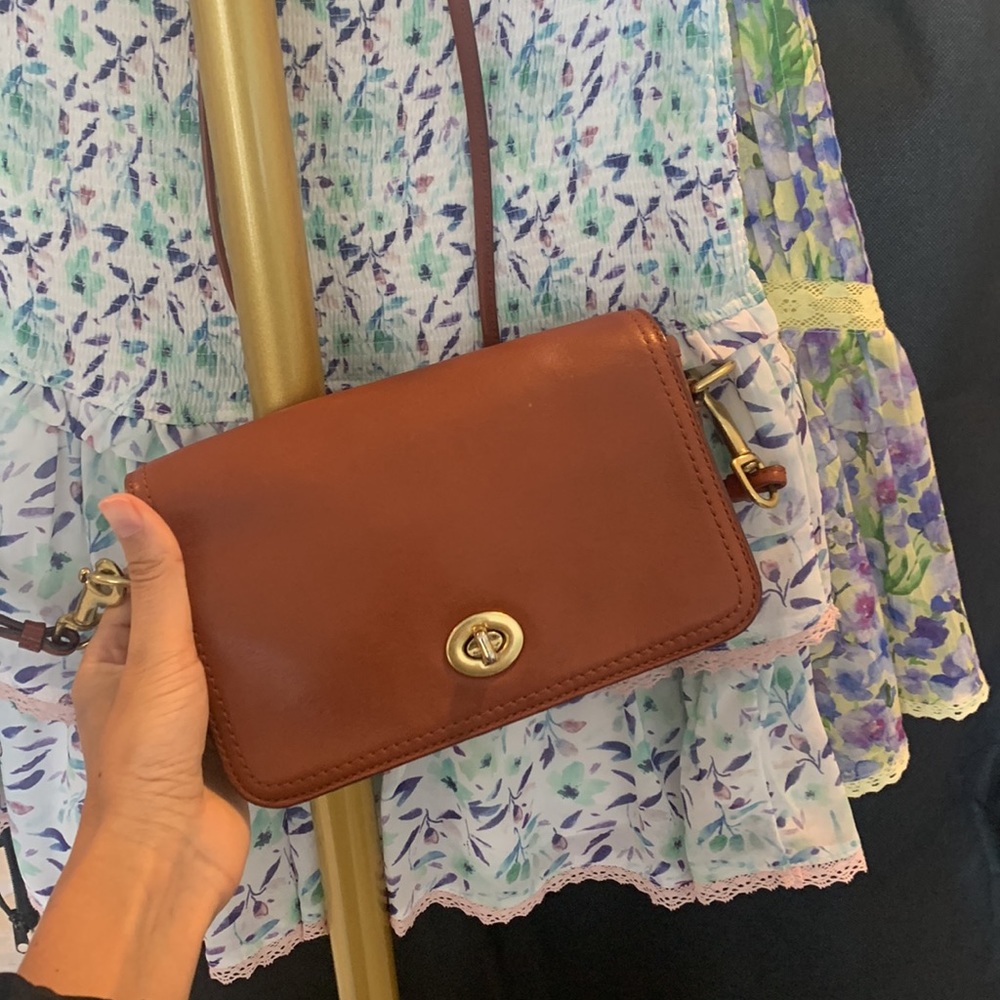 Coach crossbody purse